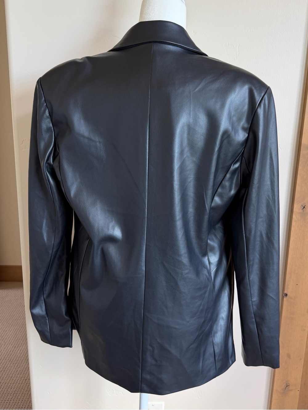 WeWoreWhat Vegan Leather Blazer | Size M - Picture 3 of 6